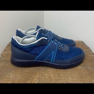 TRAQ Men’s Size 9.5 Qarma Q-Sport Lace-Up Walking Shoes